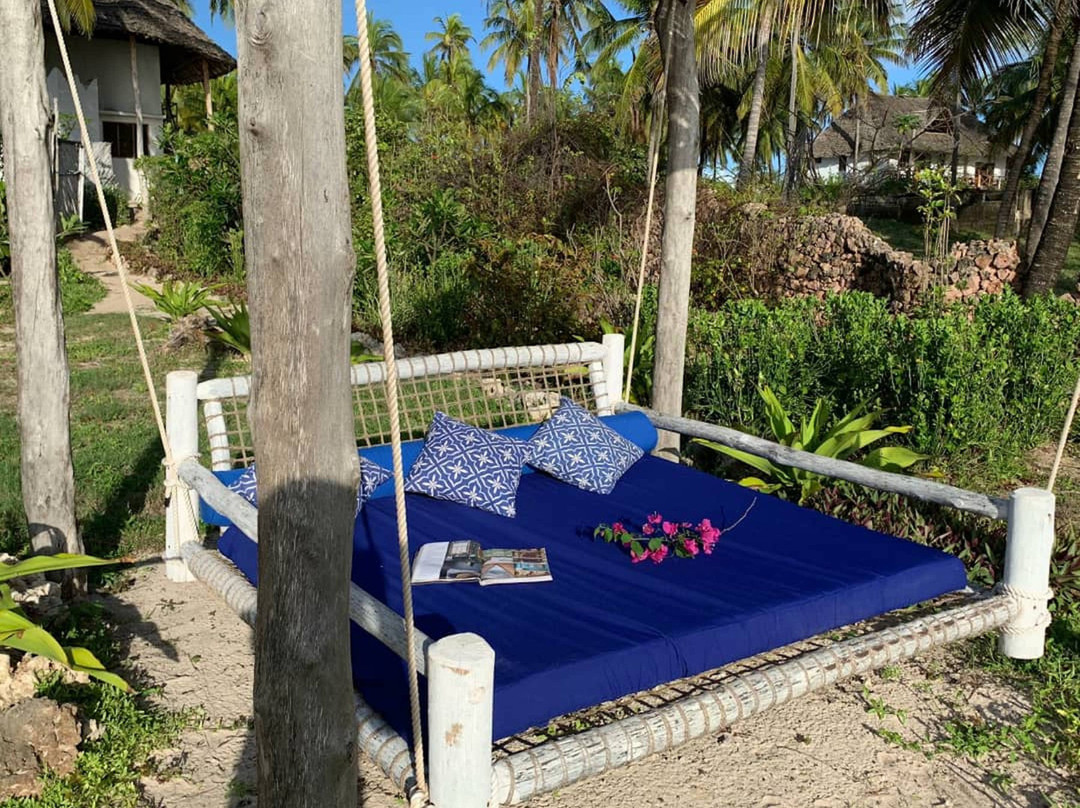 Beach House Michamvi主图