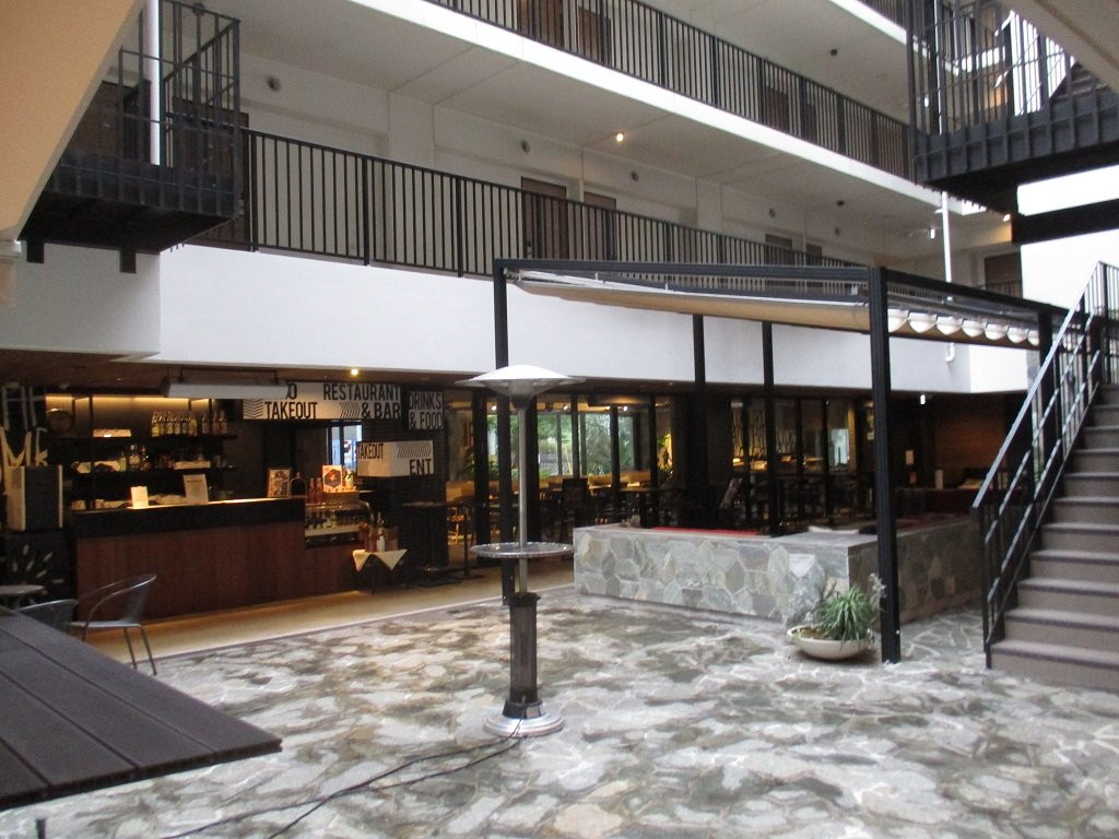 樱花露台画廊酒店主图