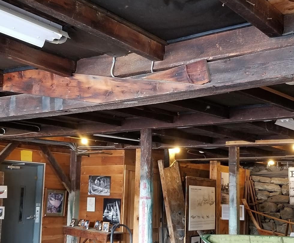 Lowell's Boat Shop景点图片