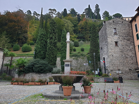 Walking Tour Bellagio - Lake of Como-贝拉焦必去景点