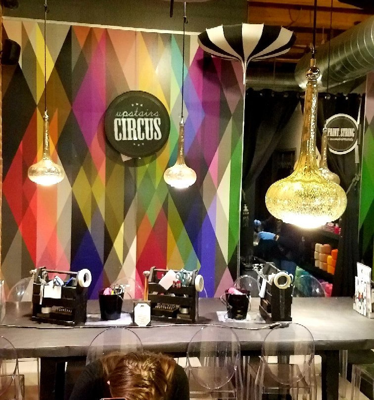 Upstairs Circus LoDo-丹佛必去景点