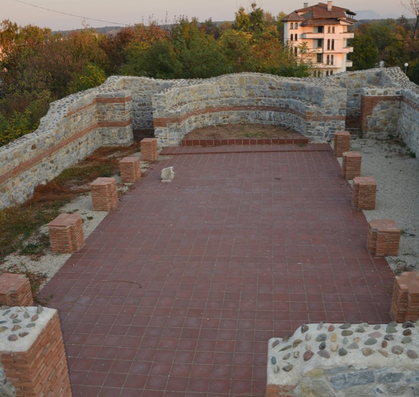 Ancient Fortress-蒙塔纳必去景点