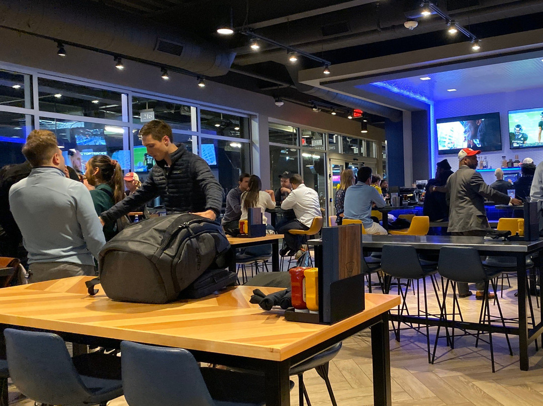 Topgolf景点图片