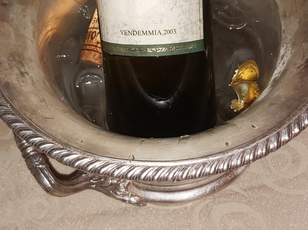 欧索格里吉欧别墅酒店主图