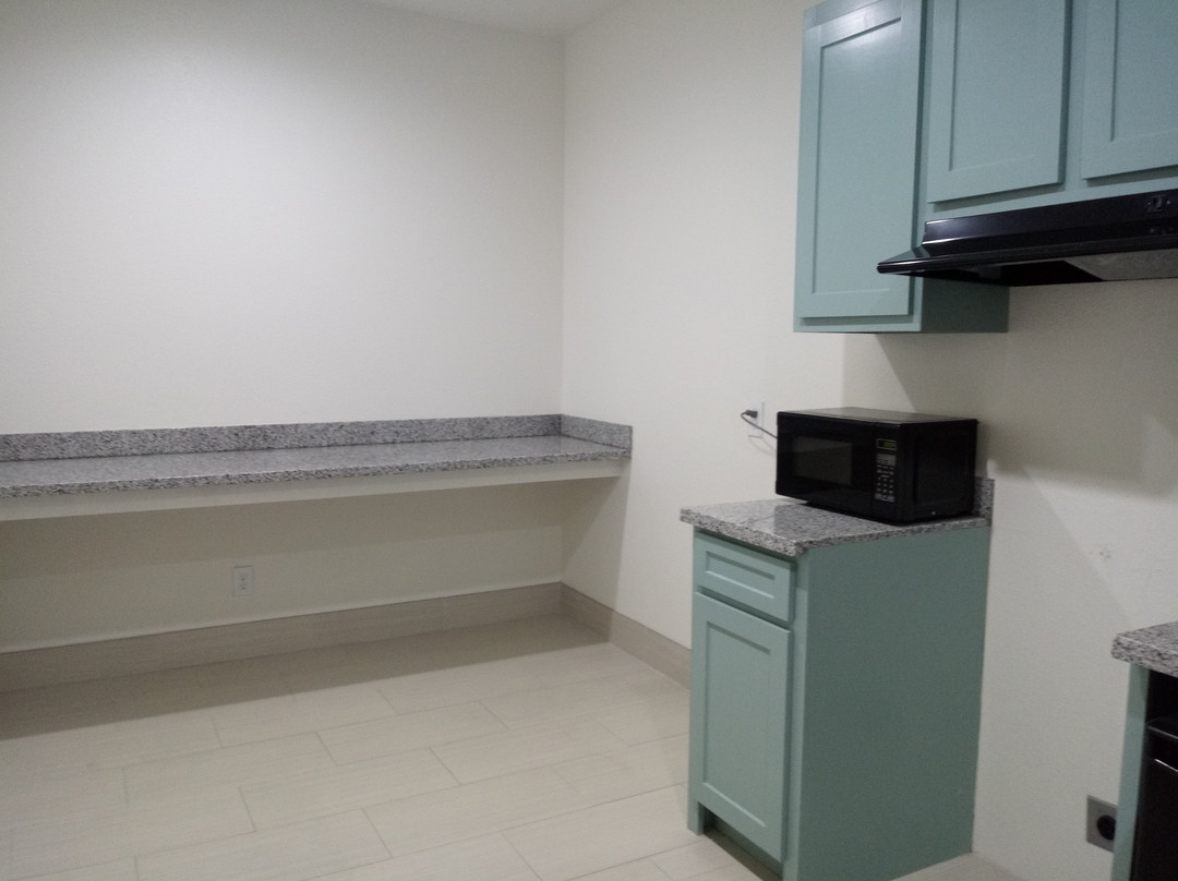 Scottish Inn & Suites主图