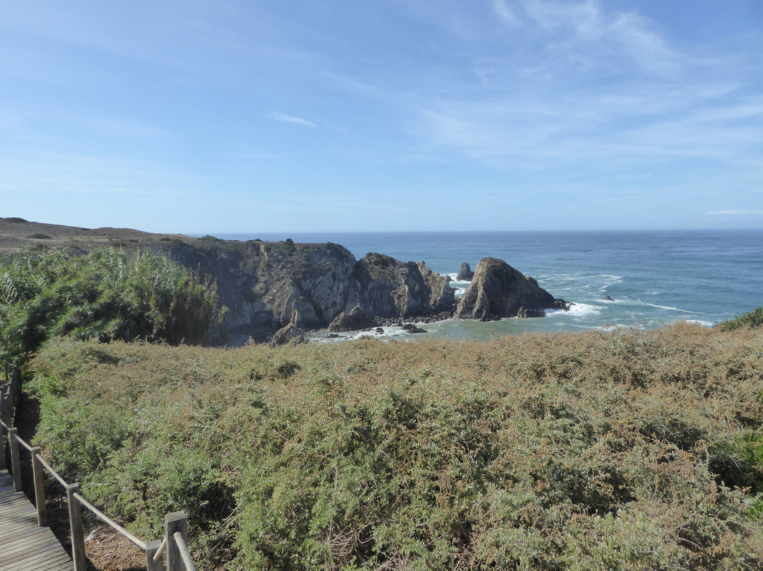 Praia da Azenha do Mar景点图片