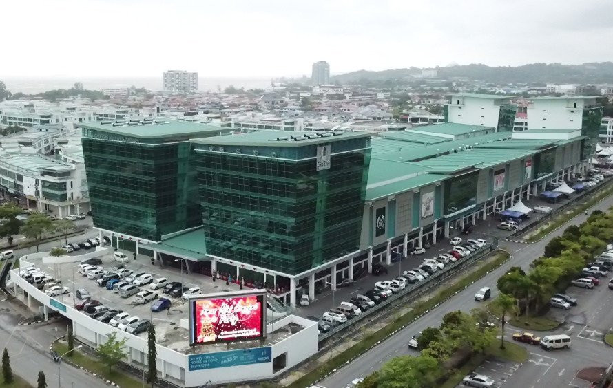 Commerce Square Mall