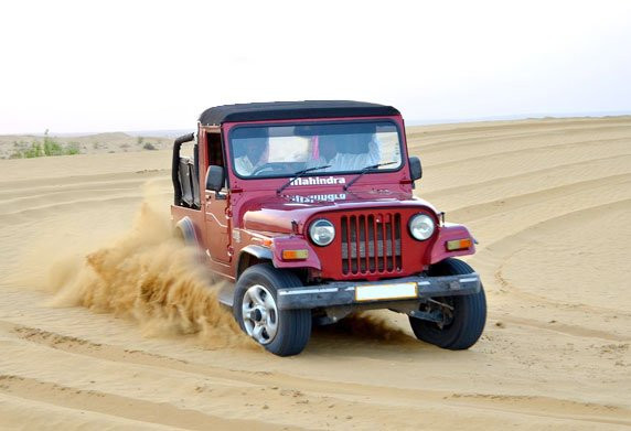 Jeep Safari Sam Sand Dunes Jaisalmer景点图片