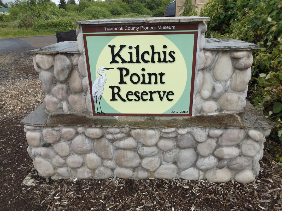 Kilchis Point Reserve景点图片