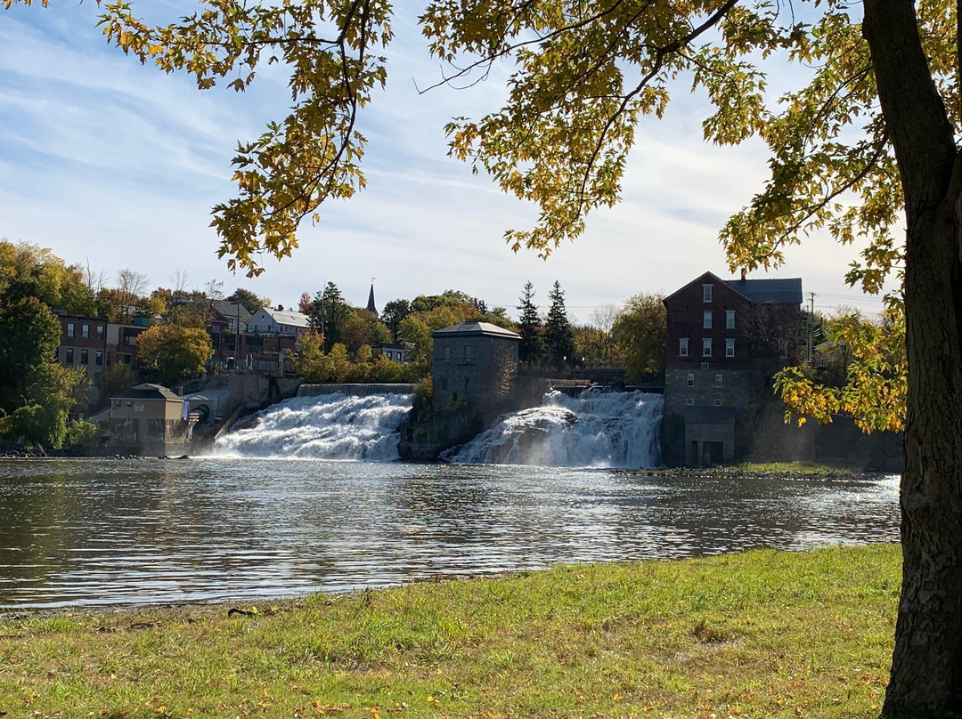 Vergennes Falls Park景点图片