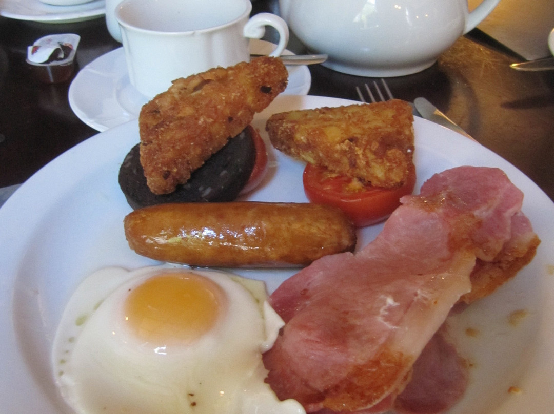 Lyons Woodlands Hall Holiday Park & Hotel主图