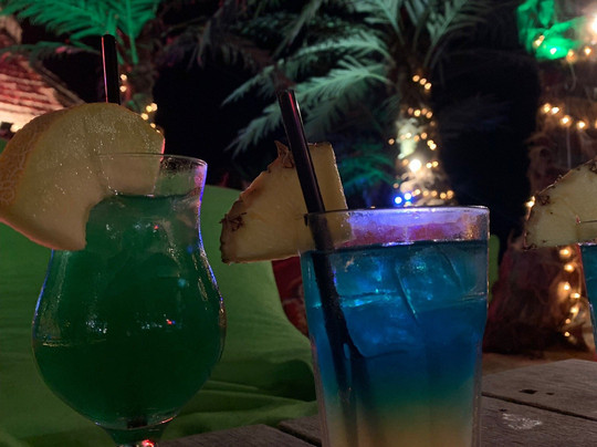 Gulliver Cocktail Bar-晴滩必去景点