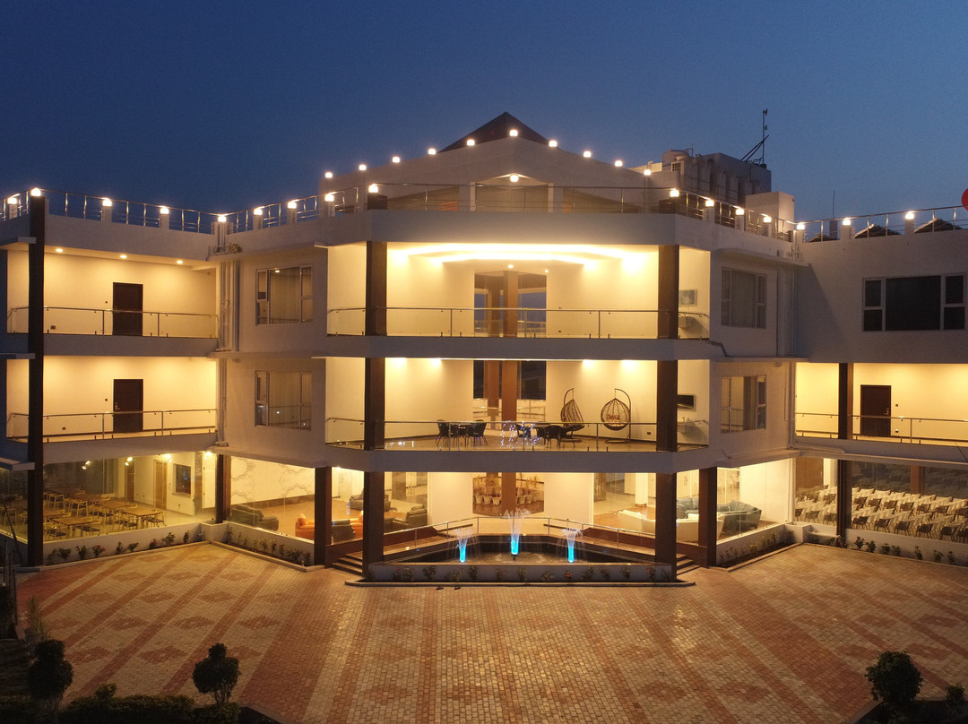 Nalluri Garden Resort