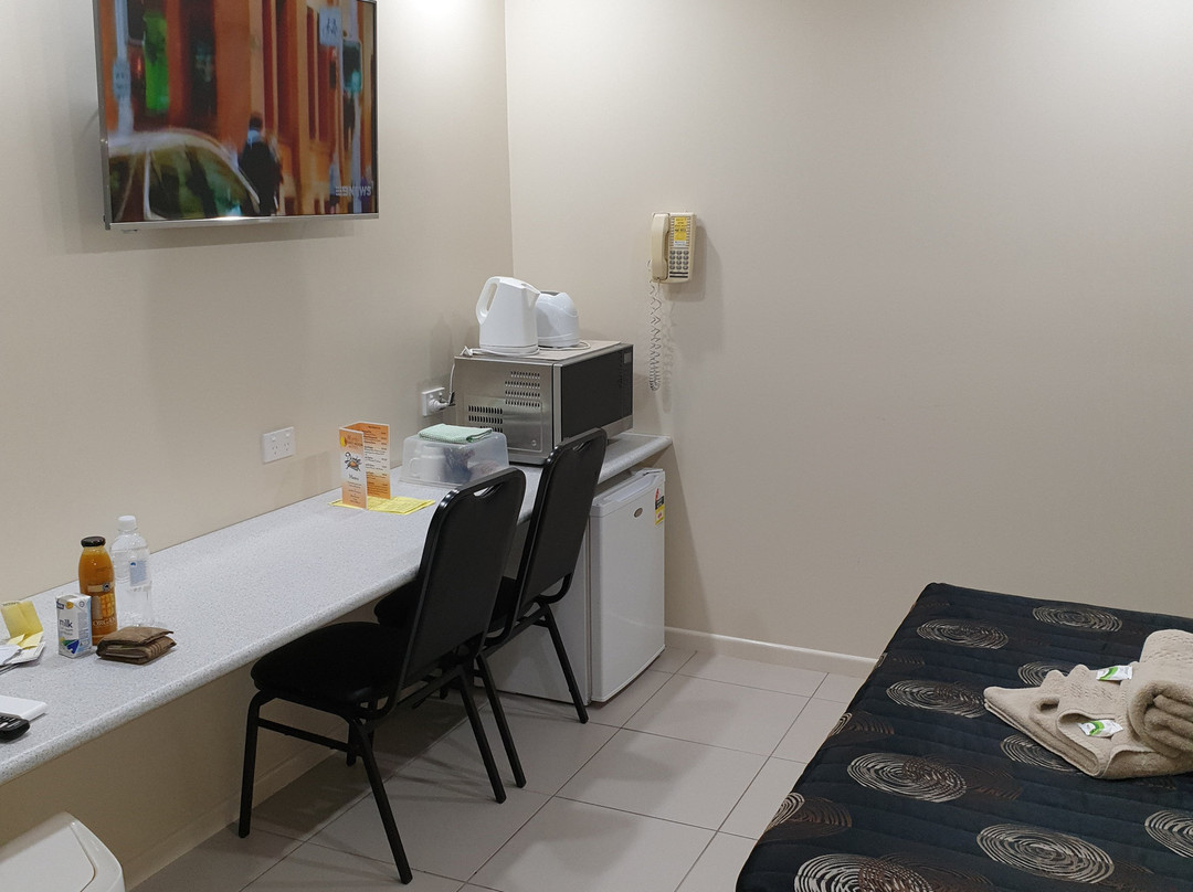 Monto Three Moon Motel主图