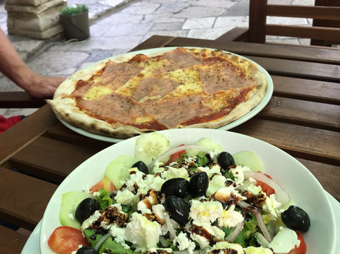 Lambik Lounge-Island of Vis必去景点