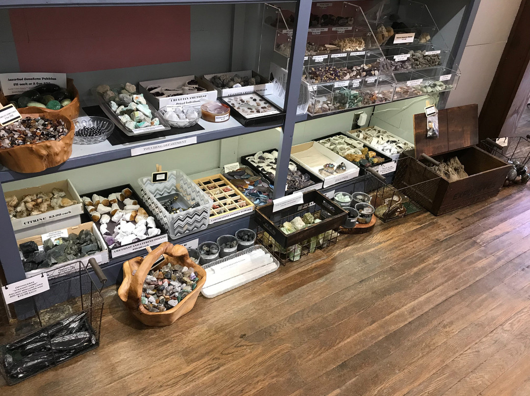 The Highlands Gem Shop景点图片