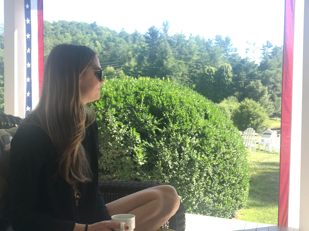 Half-Mile Farm by Old Edwards主图