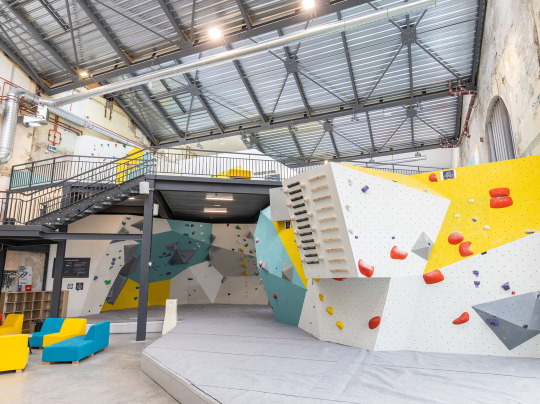 Climb Up-布列斯特必去景点