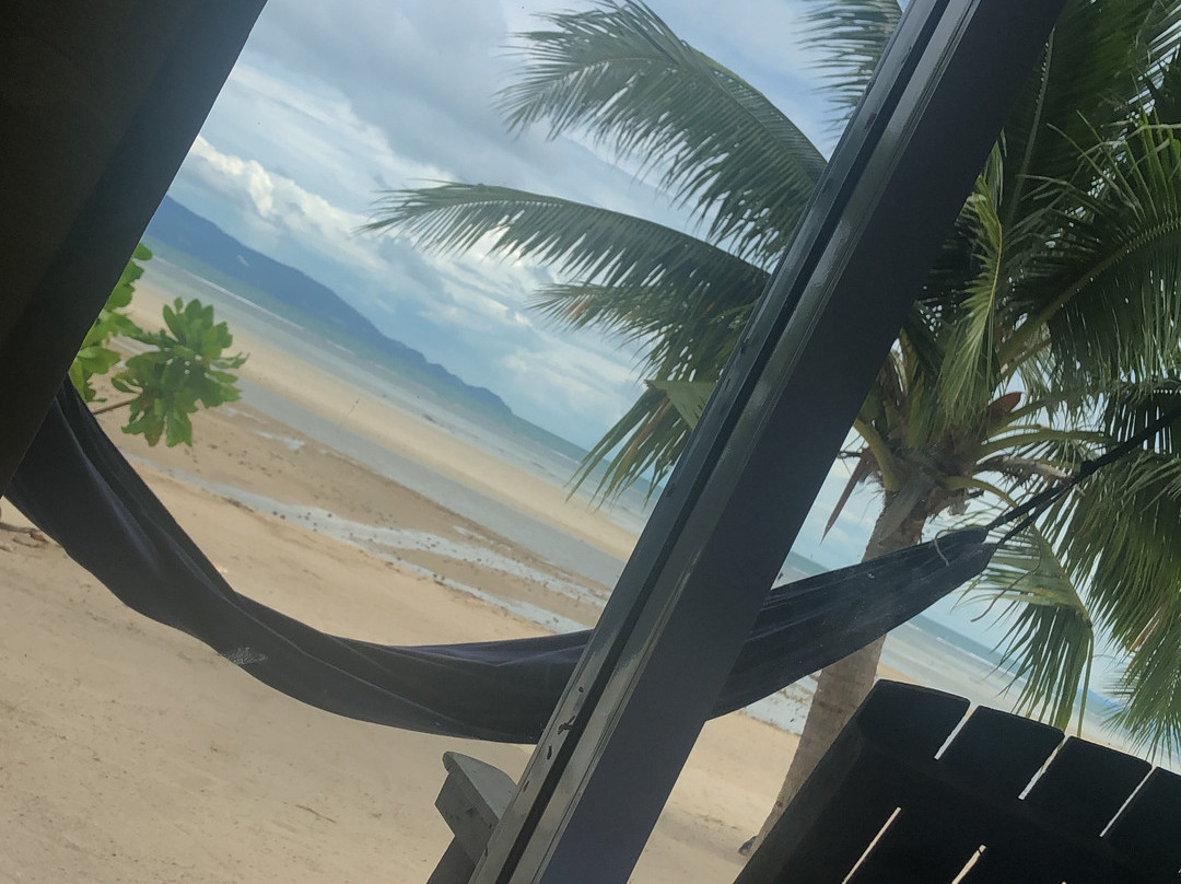 Mac's Bay Resort主图