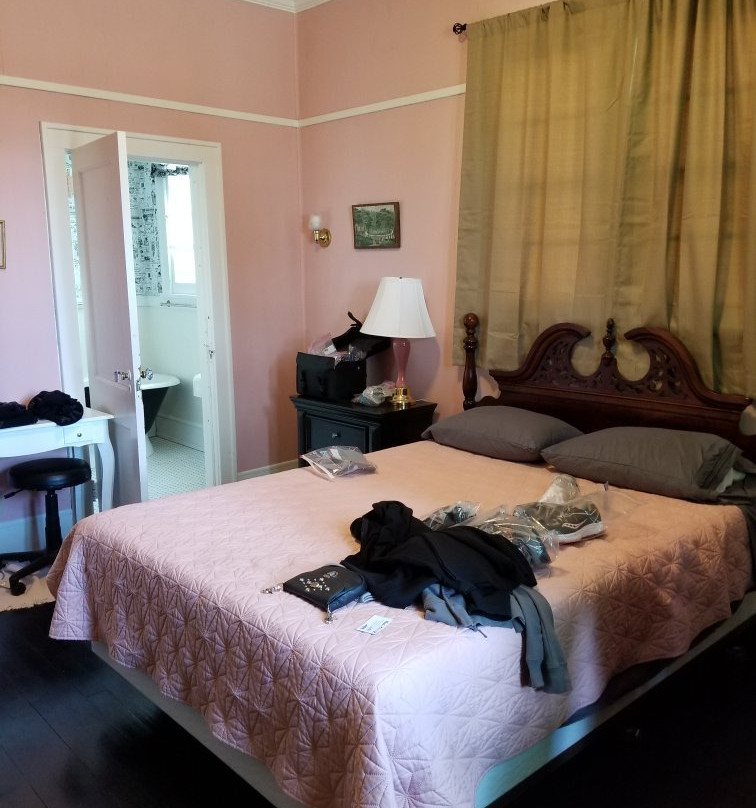 Charlevoix House主图