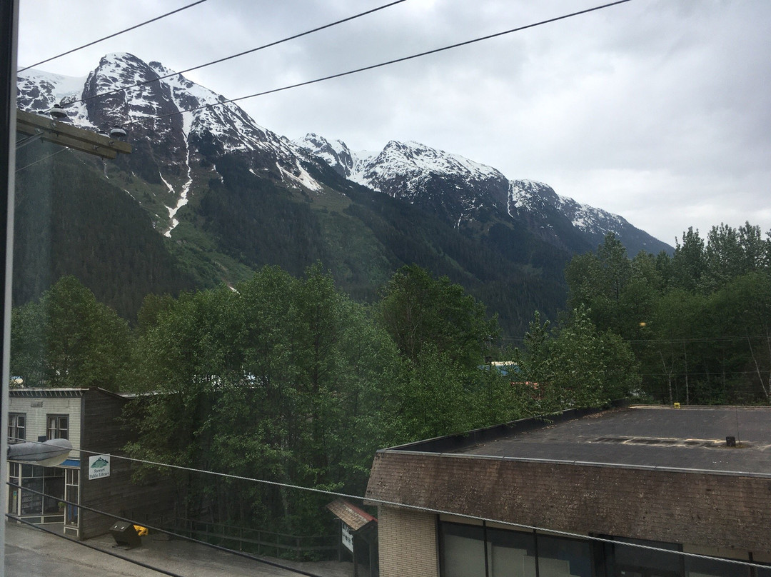 Historic Hotel Bayview主图