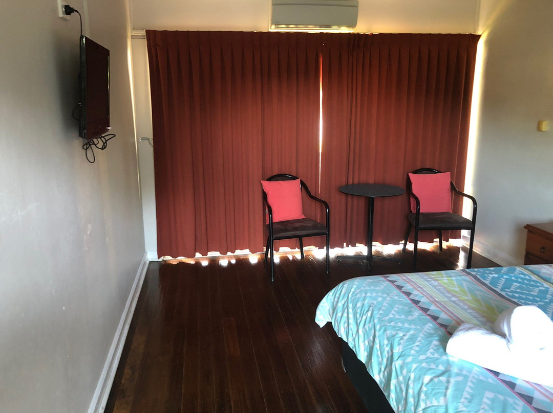 Crown Hotel Motel主图