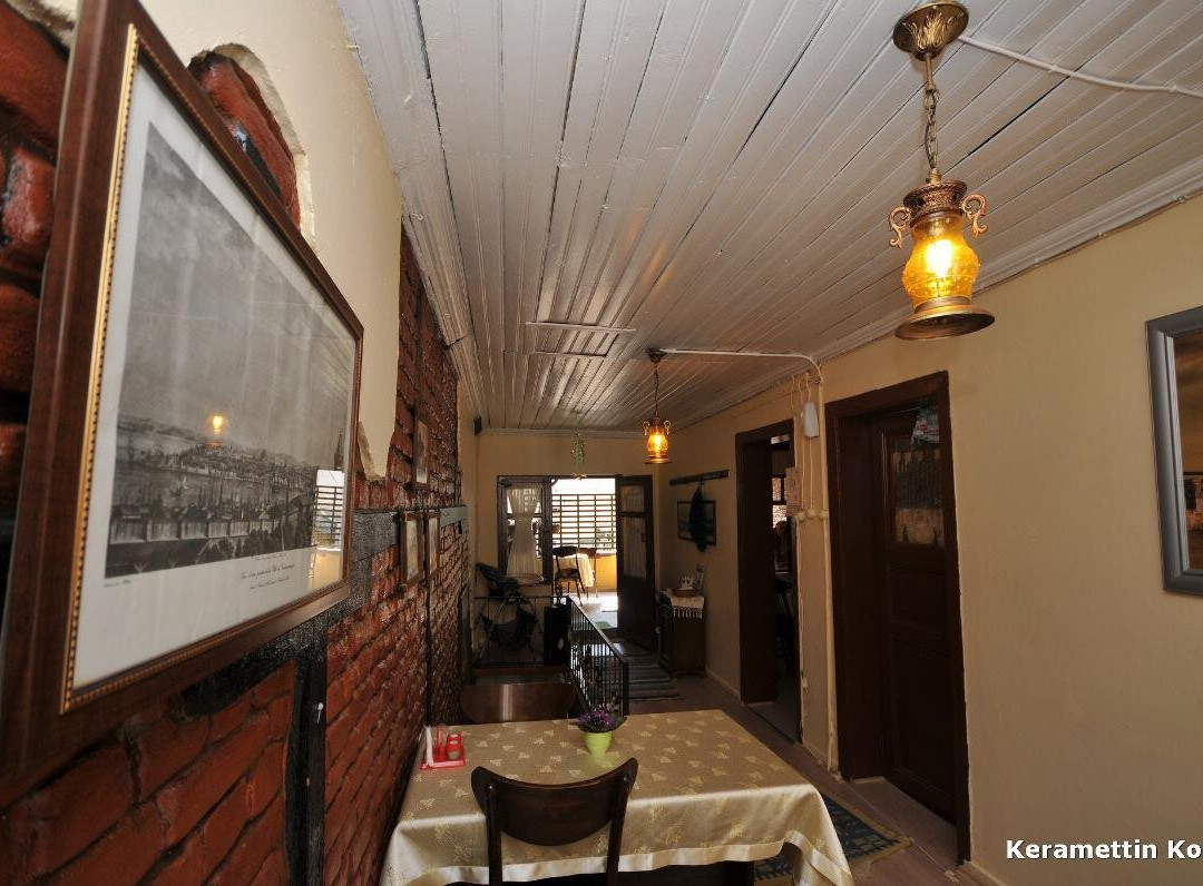 Nostalji Mantı Salonu Ve Börek Salonu