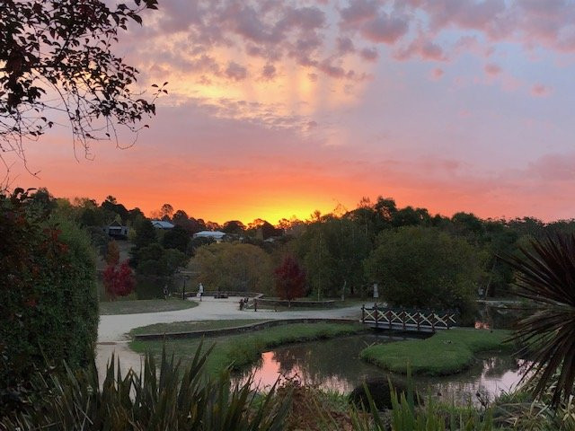 戴尔斯福德湖畔别墅酒店主图