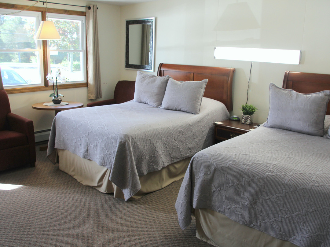 All Seasons Inn主图