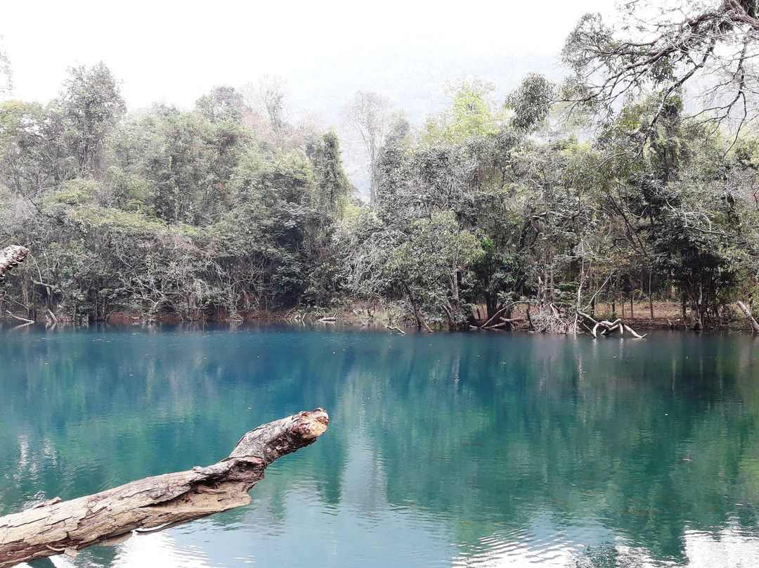 Khun Kong Leng Lake-Thakhek必去景点