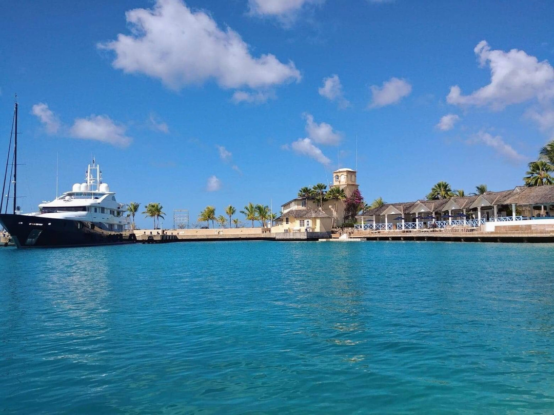 Port St. Charles主图