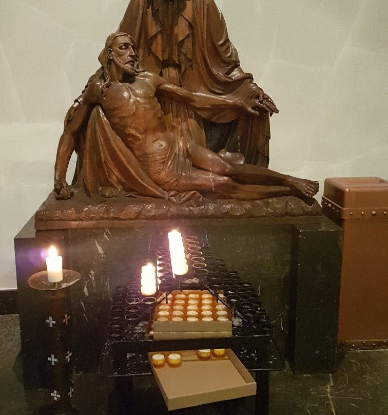 Katholische Kirche St. Mauritius und Heilig Geist-Meerbusch必去景点