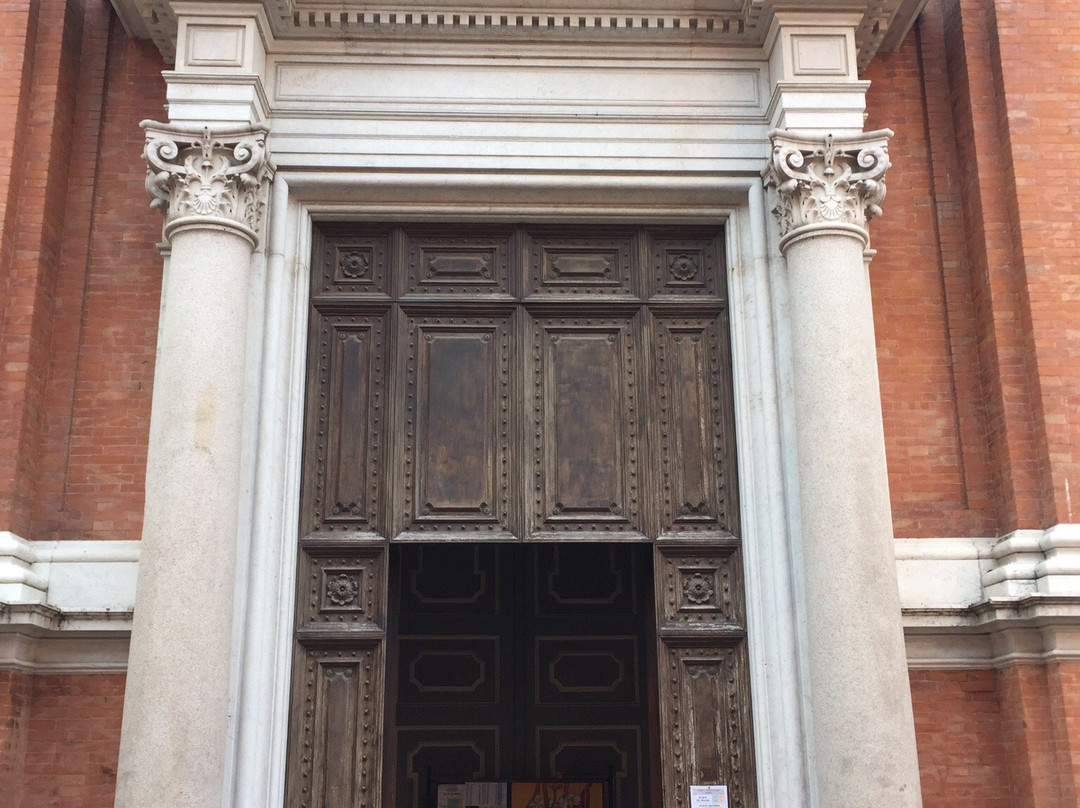 Chiesa di Santa Maria dei Servi-里米尼必去景点