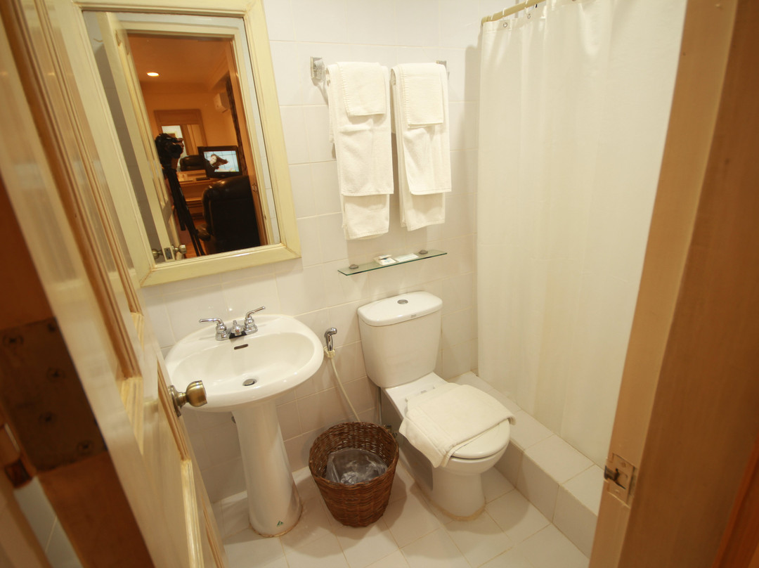 罗哈斯总统客栈主图