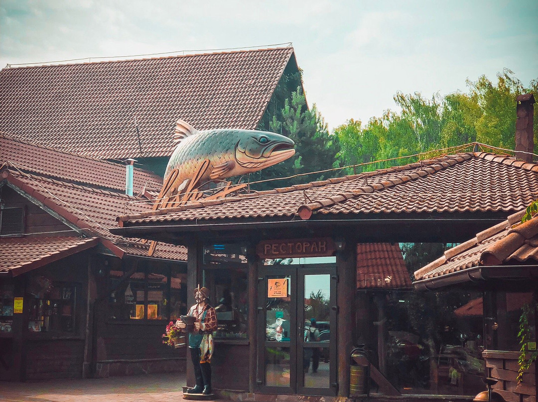 Fishing Club Zolotoi Sazan景点图片