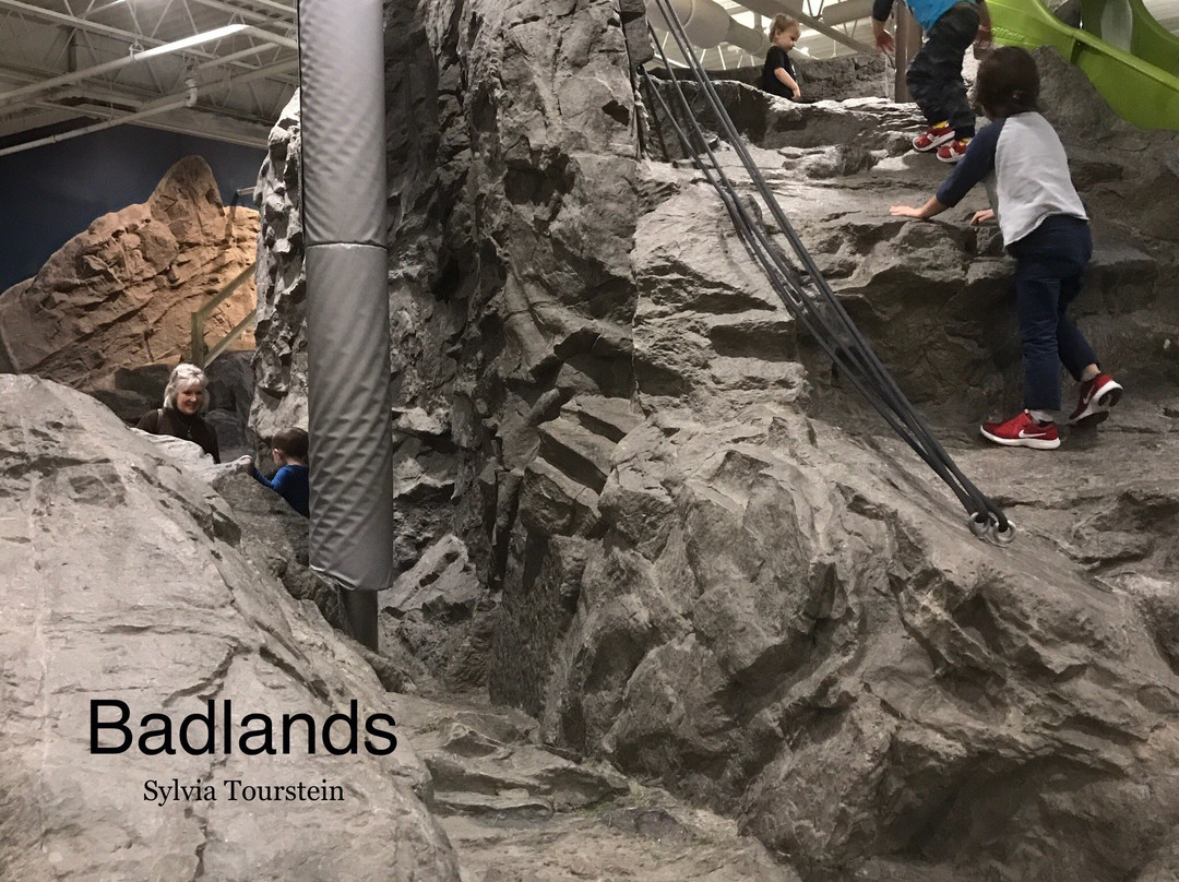 Badlands Playspace景点图片