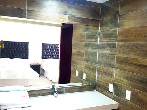 蒂拉斯布兰卡斯酒店主图