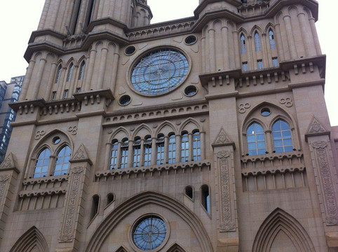 光谷多莫大教堂-武汉市必去景点