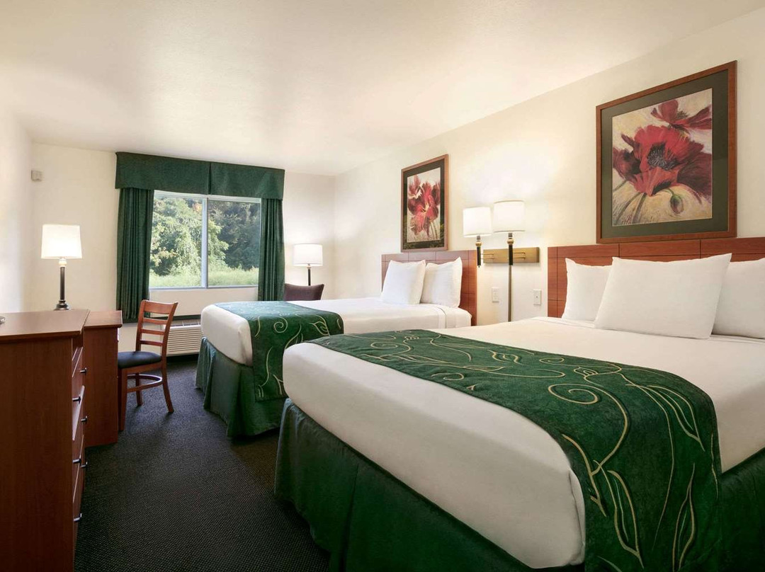 Travelodge by Wyndham Low Moor Near Covington主图