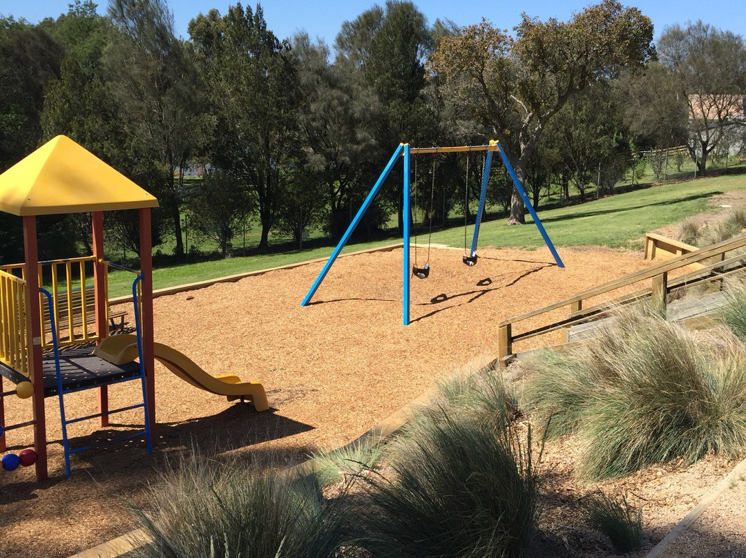 Howitt Park Playground景点图片