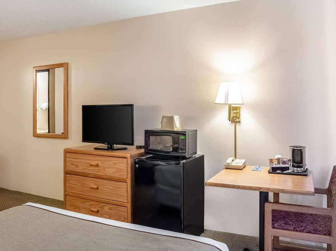 Magnuson Hotel Ironwood主图