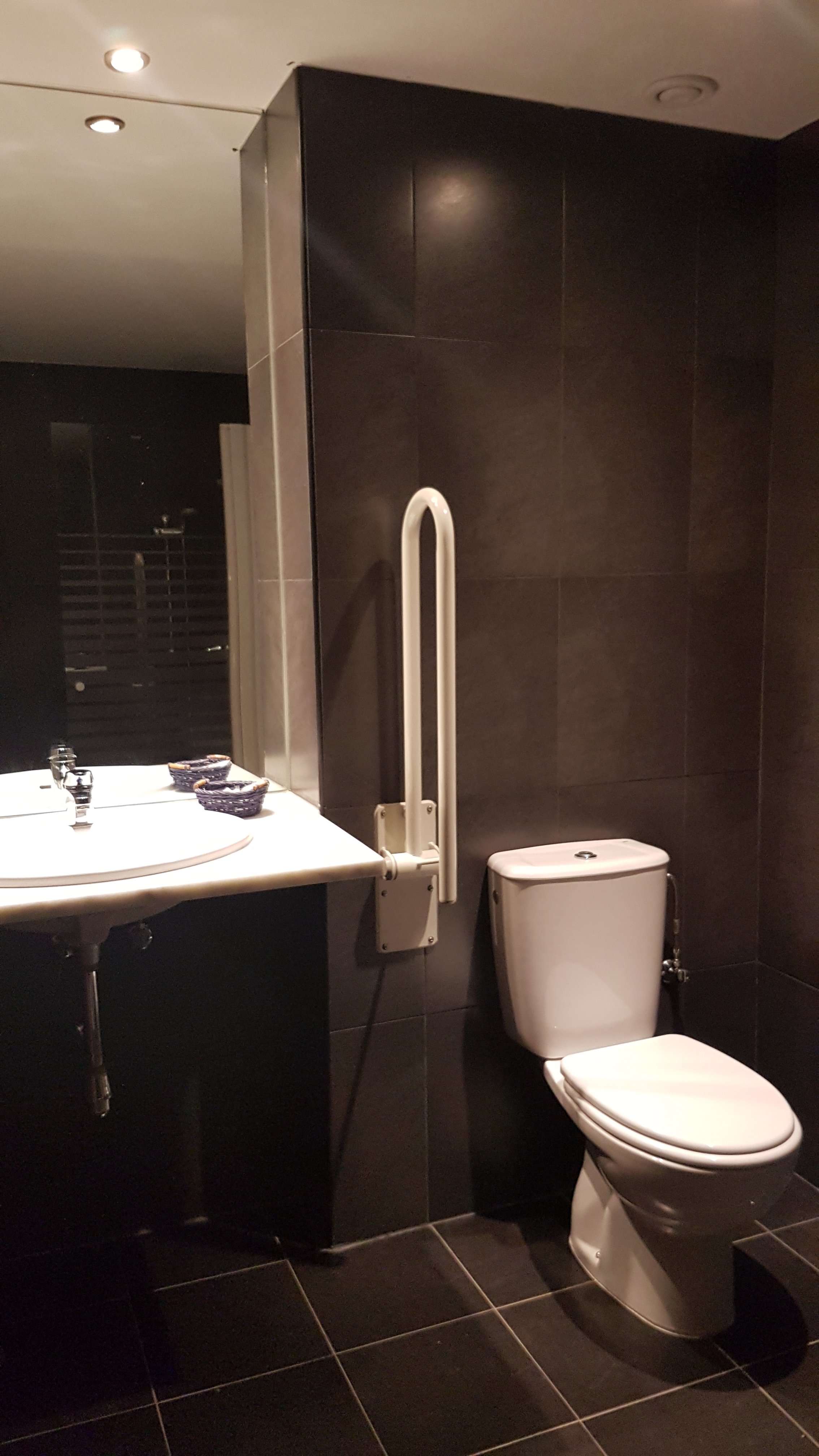 Hospedium Hotel Convento Santa Ana-浴室
