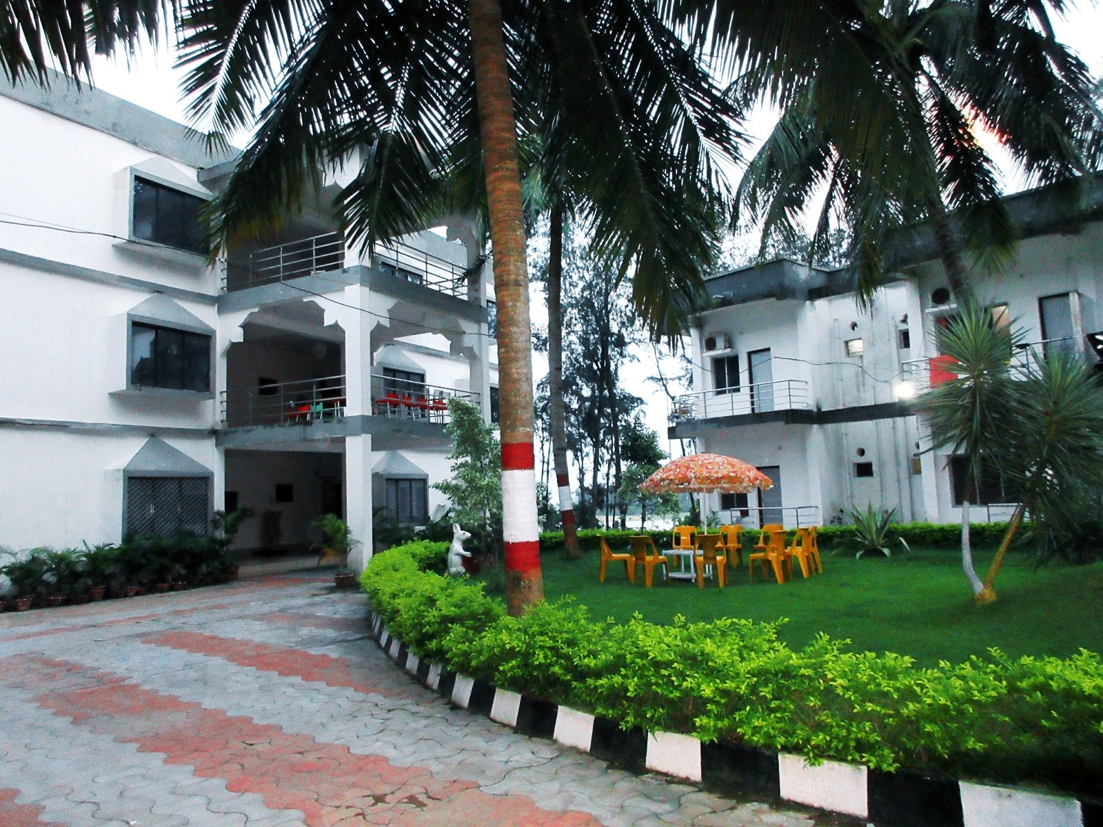 Pathanivas Chandaneswar-家庭/游戏区