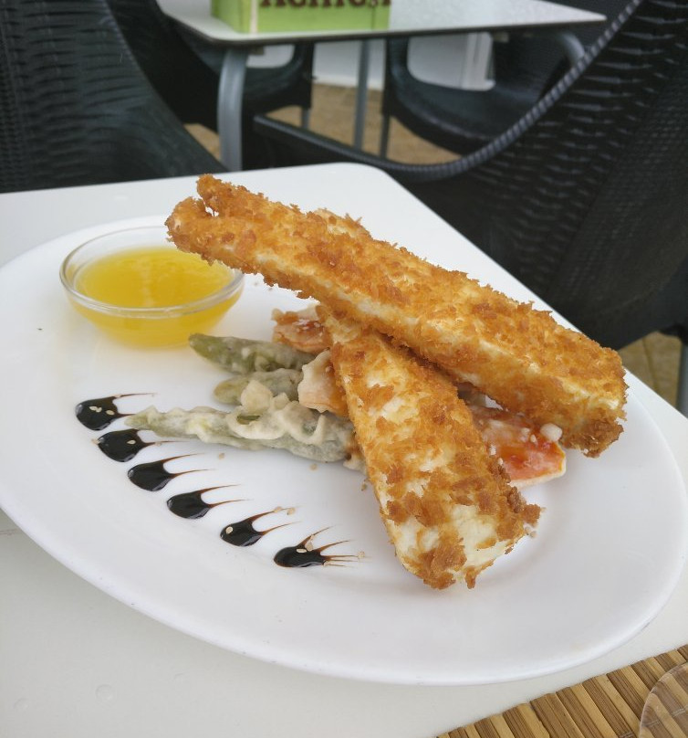 Playas de Vera餐馆和美食-Cachica