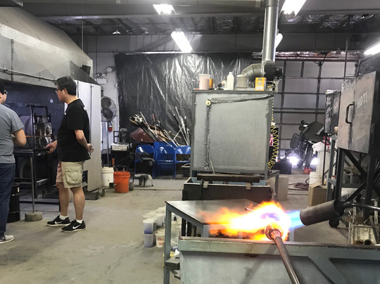 Shatter Glass Group-芝加哥必去景点