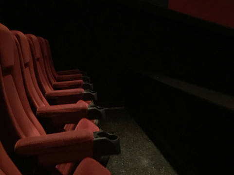 AMC DINE-IN Thousand Oaks 14-千橡市必去景点