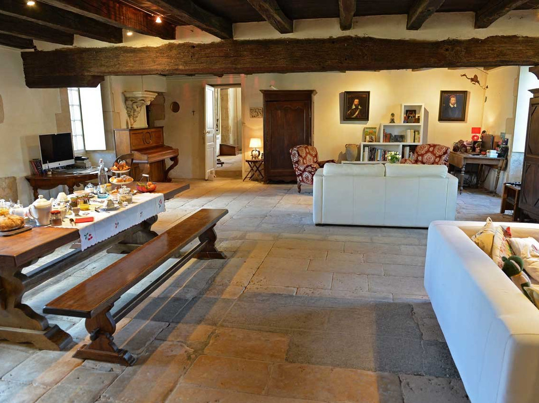 Le Prieure Saint Barthelemy主图