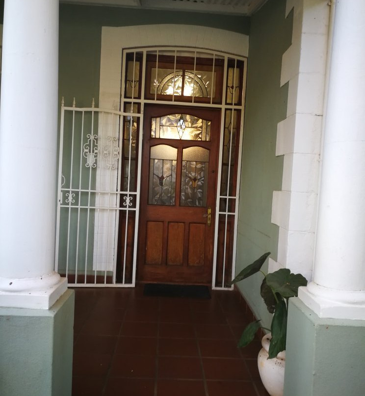 Bauhenia Guesthouse主图