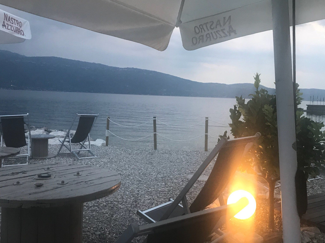 Lido dei Limoni Beach & Bar-加尔尼亚诺必去景点