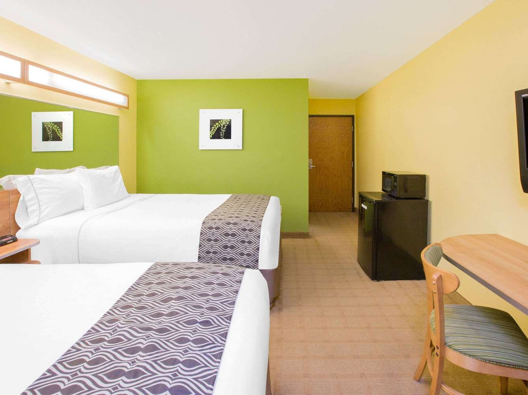 Microtel Inn & Suites by Wyndham Delphos主图